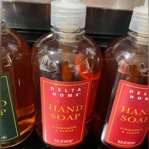 NWT Delta Home Winter Holiday Scented Soap Apple, Cinnamon, Pumpkin etc 16floz